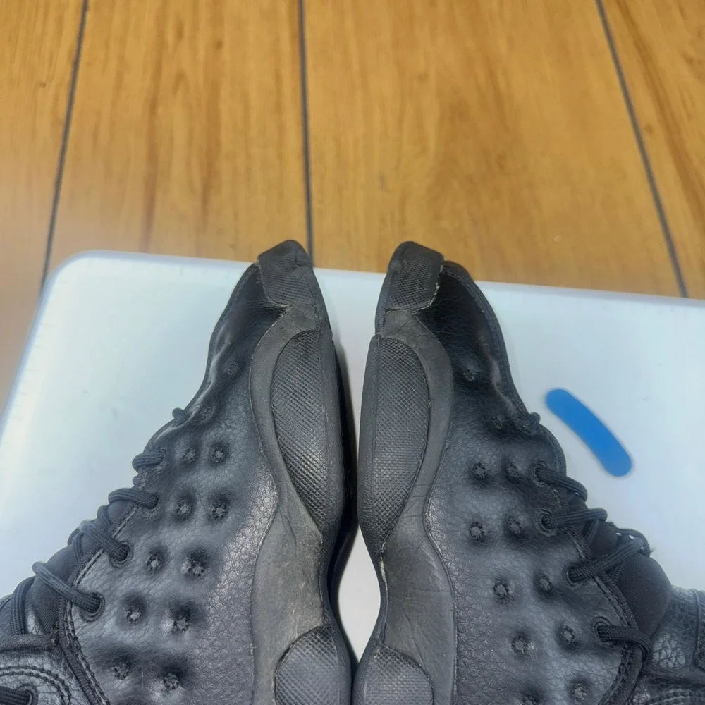 Jordan Team Showcase‎ Triple Black Kids Basketball Shoes 820273-002 Size 7Y